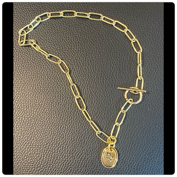 Vintage Christian Dior Charm on generic toggle chain - Picture 2 of 9